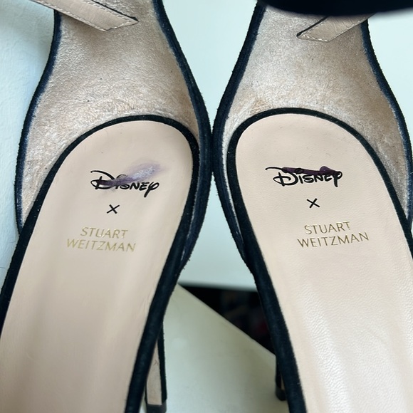 Disney x Stuart Weitzman Nudistcurve 100 Sandals in Black - Picture 2 of 6